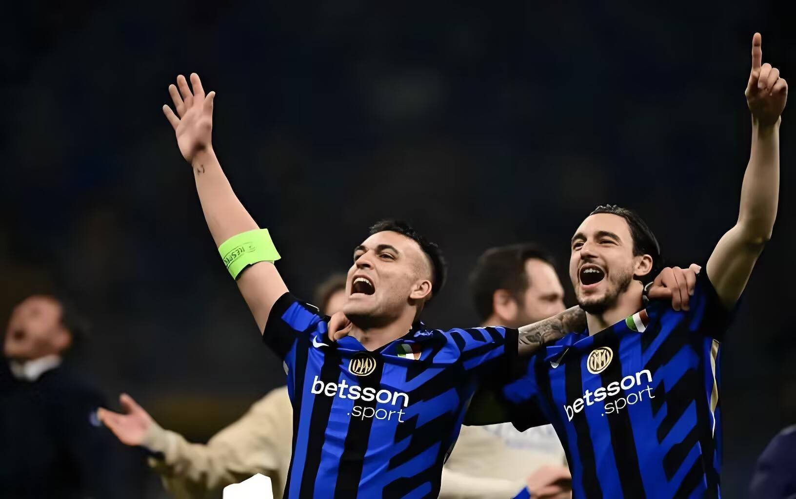 九游体育下载-这也行?阿森纳围绕意大利杯豪取连胜纽约尼克斯完成体检,斯图加特今晨止住颓势