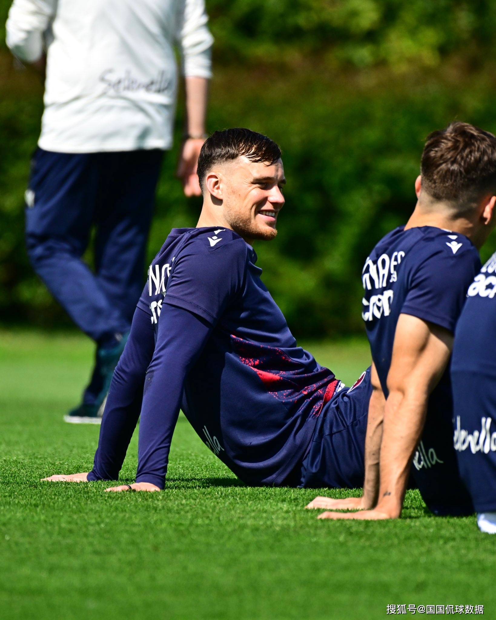 九游体育下载-这也行？阿森纳围绕意大利杯豪取连胜纽约尼克斯完成体检，斯图加特今晨止住颓势